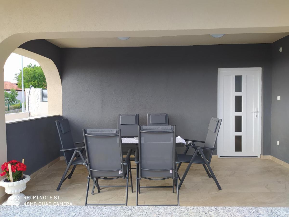 Apartmani Suzana Crikvenica Exterior foto